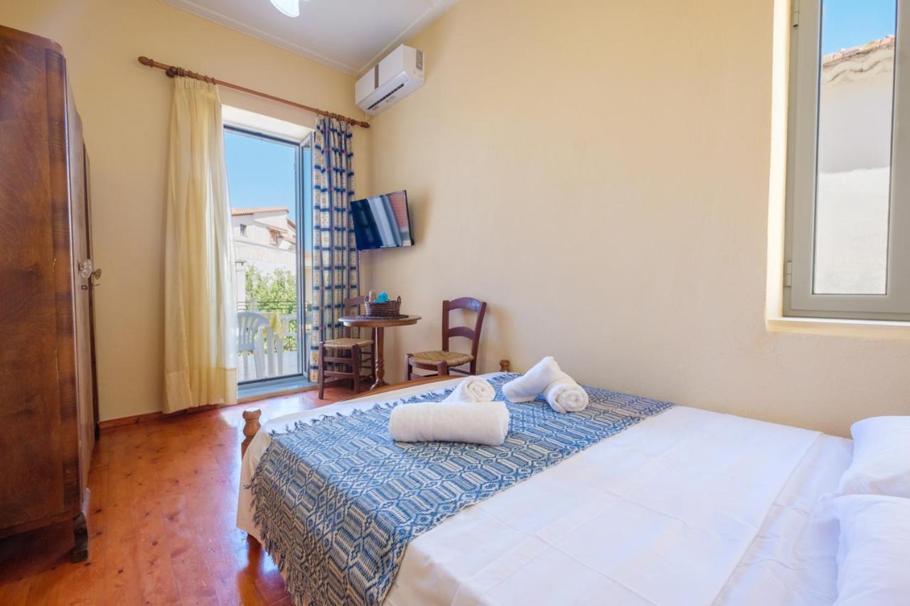 Annetas House Apartment Nea Koroni Екстериор снимка